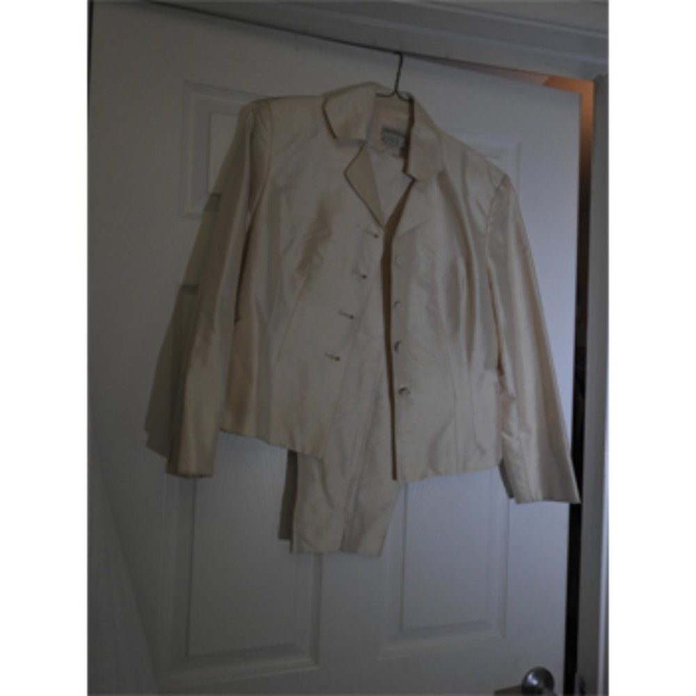 Ann Taylor Beige silk pantsuit 10P